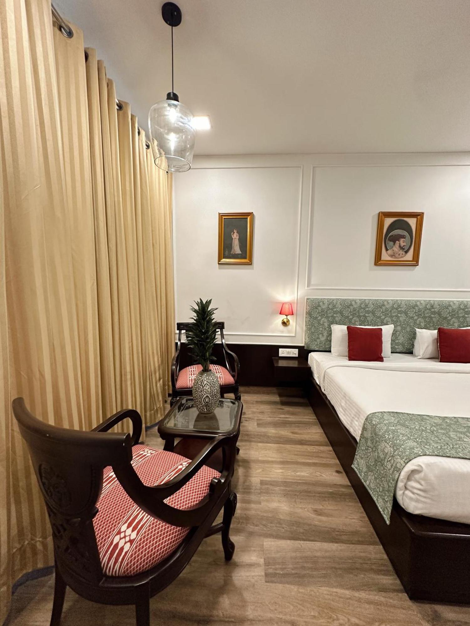โฮเต็ล อทัลย่า ทัจ Hotel อัครา ภายนอก รูปภาพ